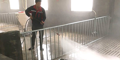 畜牧養(yǎng)殖場豬舍適用什么高壓清洗方式最好？